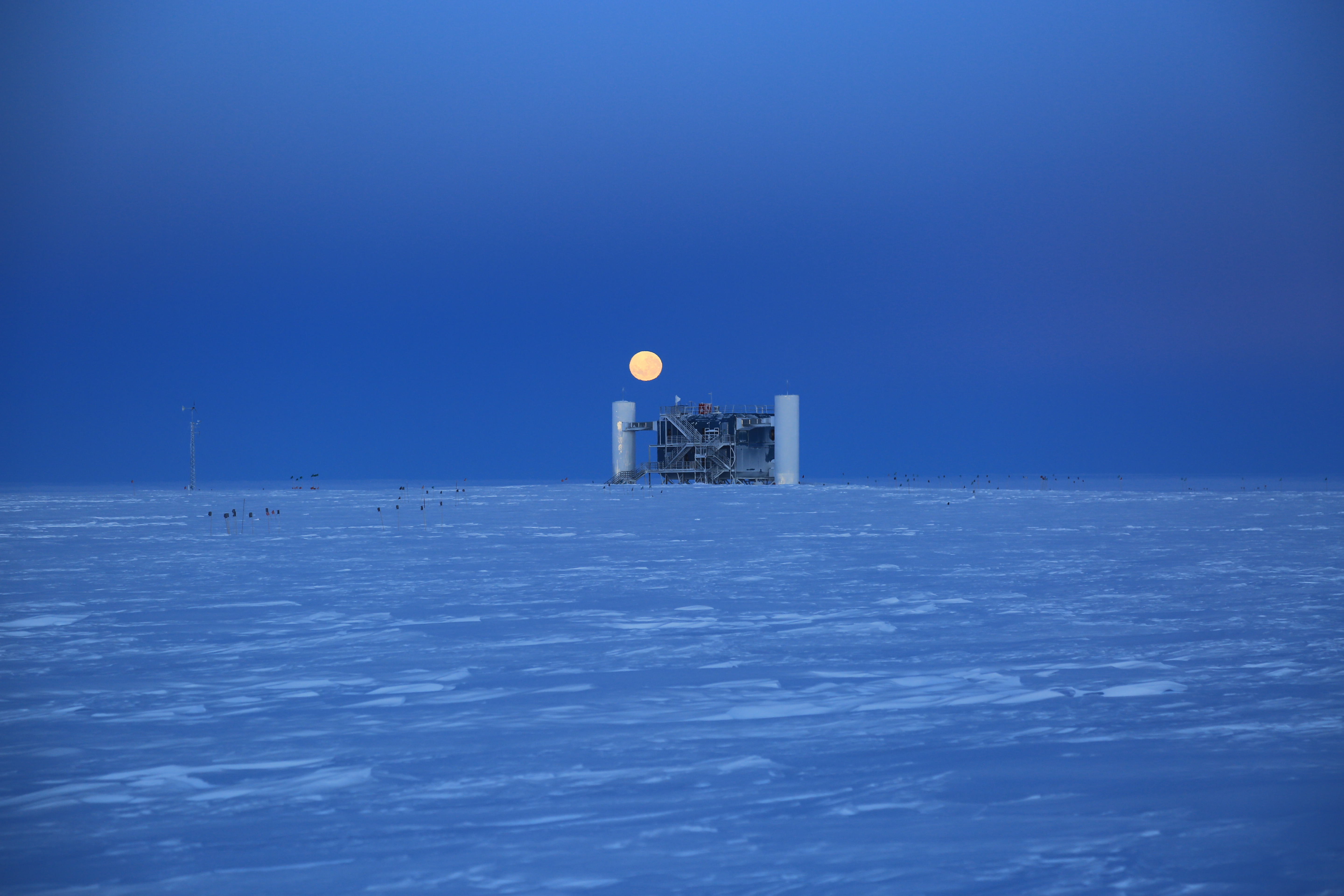 IceCube Lab with moon, April 2016
